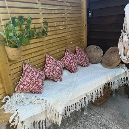 Maison De La Calonne - Riverside House & Terrace * Cormeilles (Eure)